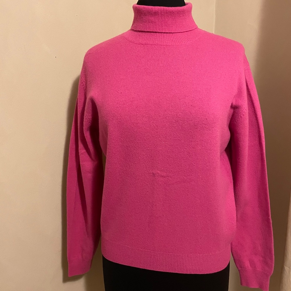 Vintage cashmere turtleneck